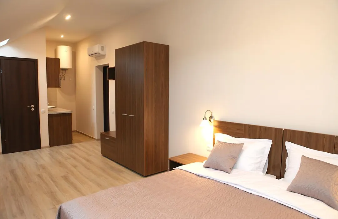 Sky Hotel-1